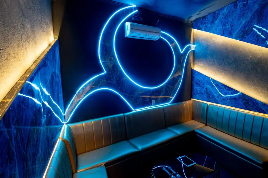 Barbie Bar interior design