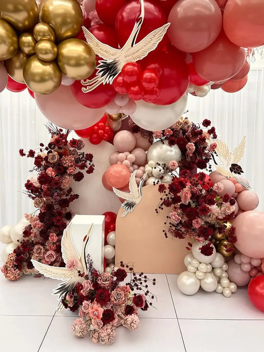 Silver Pearl — round table banquet layout