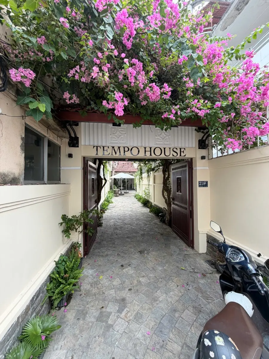TEMPO House: the entrance on Pasteur Street, District 3, Ho Chi Minh City